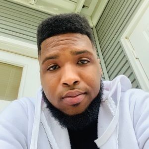 Meet your Posher, Carlos